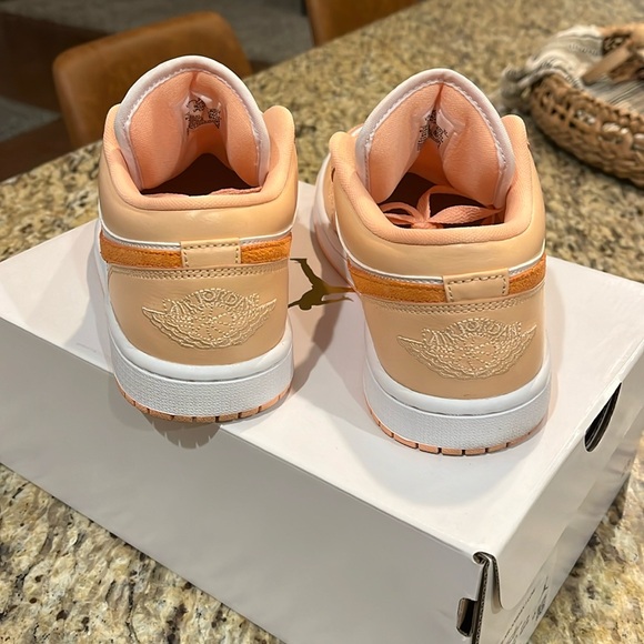 Air Jordan Ones - Picture 2 of 5